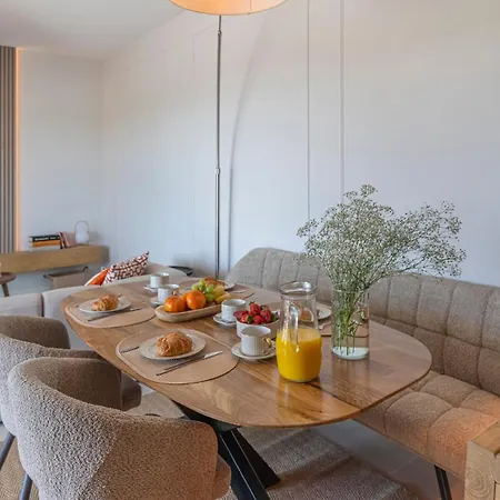 Modern And Bright 2 Br Apt, Swimming Pool And Gym * Estepona